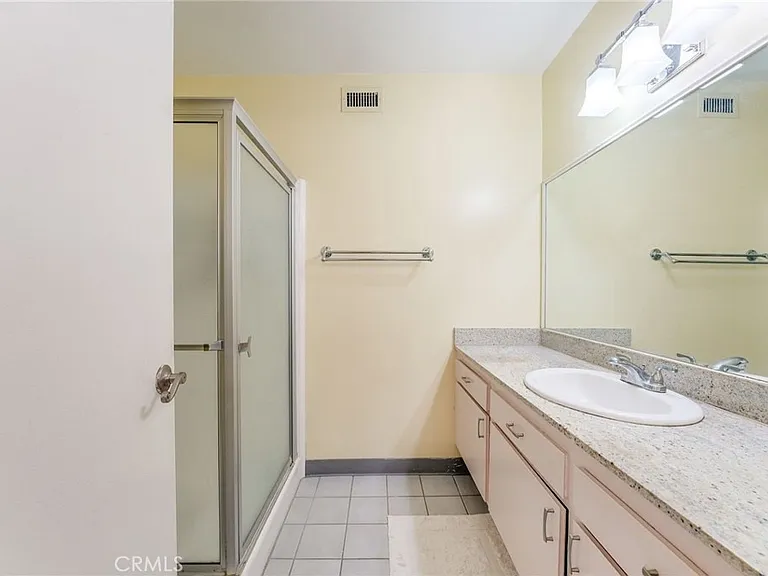 12720 Burbank Blvd #322 — Photo 4