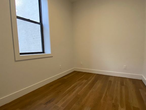 5th image of 1337 Gates Ave #Bb3