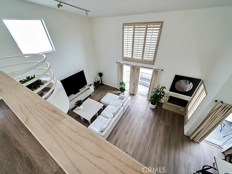 1617 S Beverly Glen Blvd #303 — Photo 9