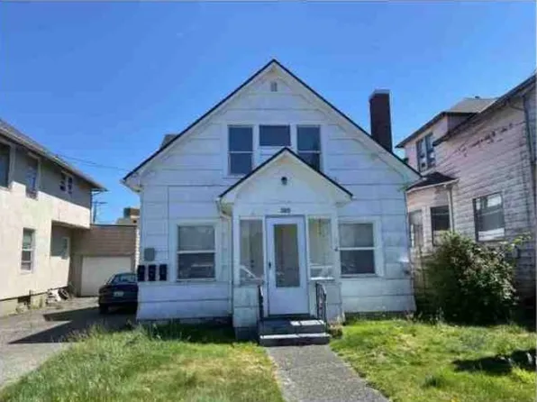 205 4th St, Hoquiam, WA 98550