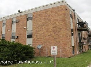 105 E 14th St APT 18, Hastings, NE 68901