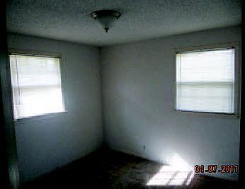2nd image of 105 Mountainwood Dr