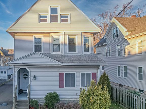 2nd image of 210 Washington Ave #2