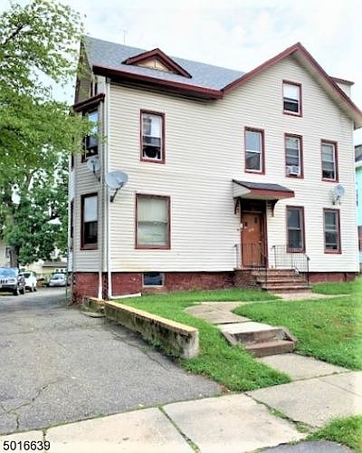 1st image of 426 William St