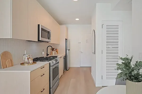 Rented by Living New York | media 6