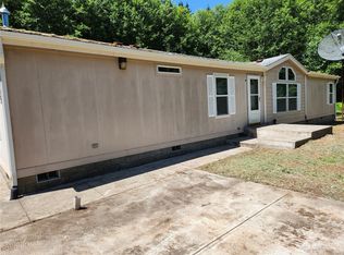 705 Eufaula Heights Rd, Longview, WA 98632