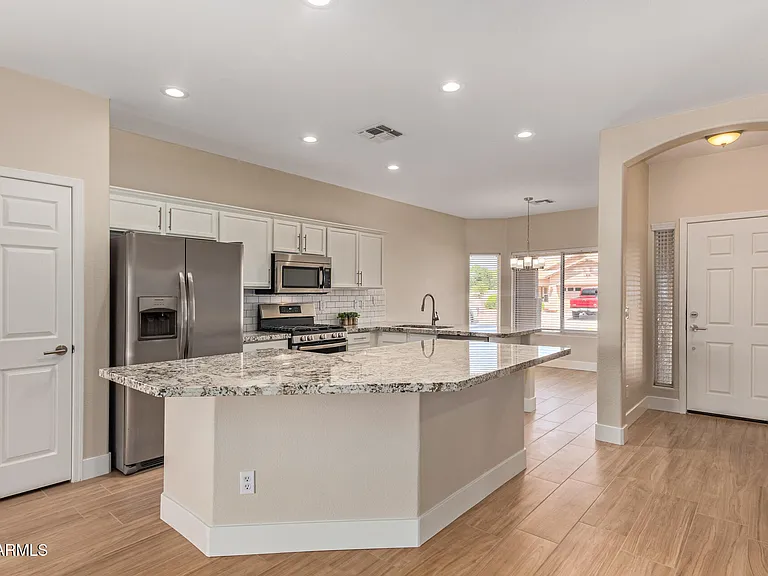 3556 N 143rd Ln — Photo 1