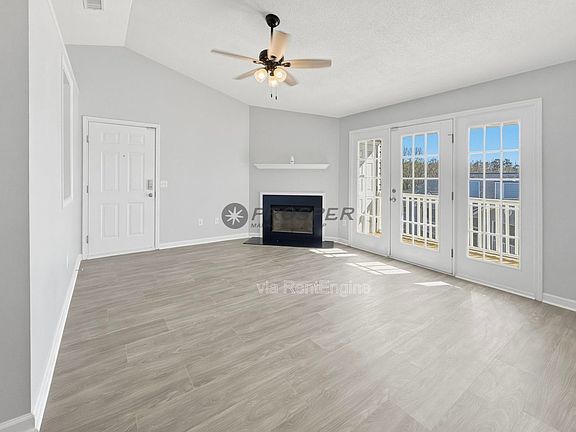 2nd image of 107 Pelham Square Way