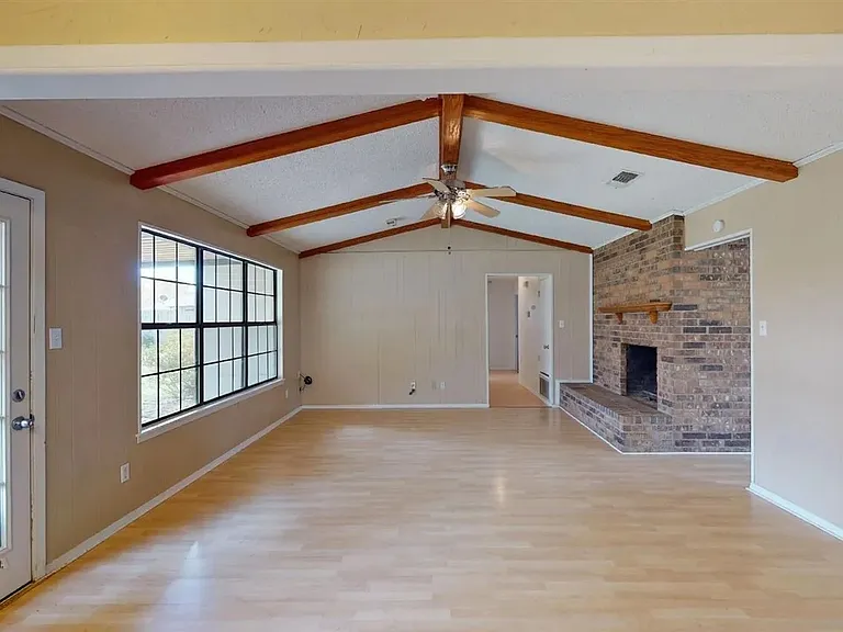 6204 Polly Dr — Photo 8
