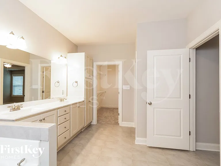 116 Unique Pl — Photo 8