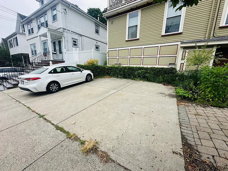 227 Mountain Ave #6 — Photo 7