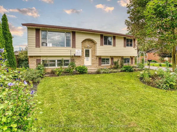 21 Fairview Dr, Chesley, ON N0G 1L0