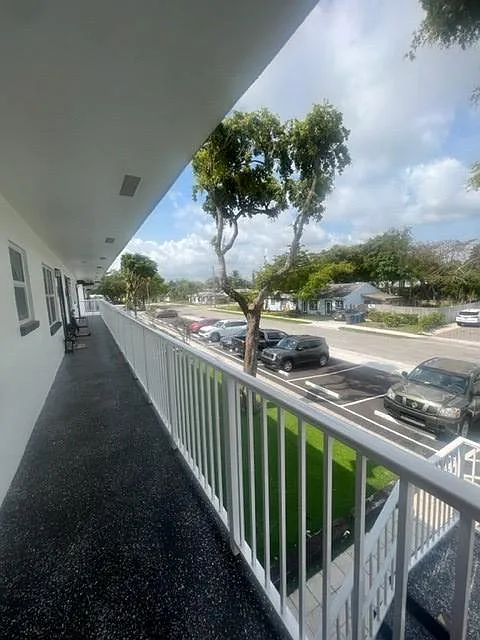 3616 NE 11th Ave #3