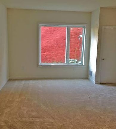 3rd image of 1238 N 28th St APT 2C