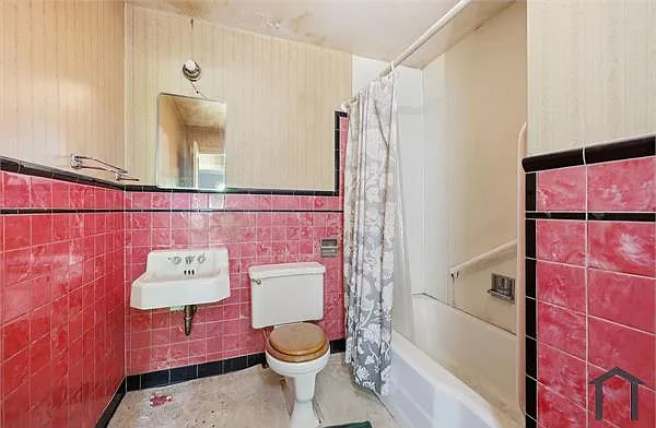 6628 University Pkwy — Photo 10