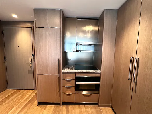 Rented by Douglas Elliman | media 23