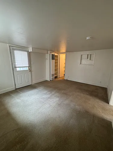 516 S Meldrum St #5 Photo 1