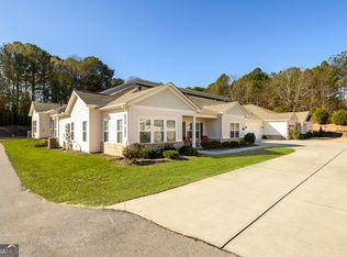 2488 Rathburn Cir, Loganville, GA 30052