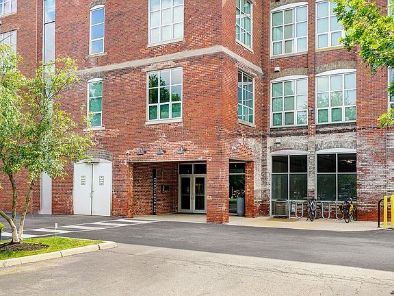 4th image of 448 W Nationwide Blvd APT 414