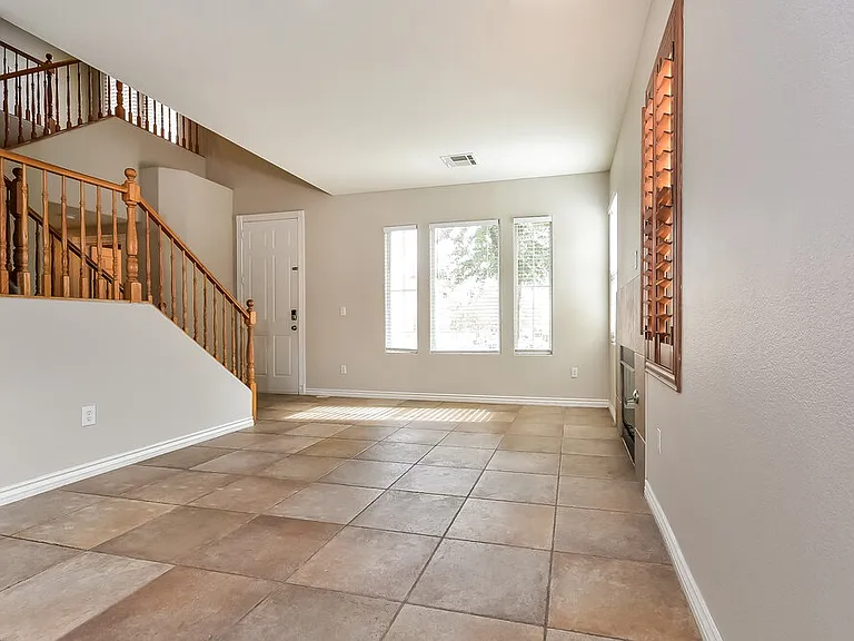 8553 Zelkova Ct — Photo 5