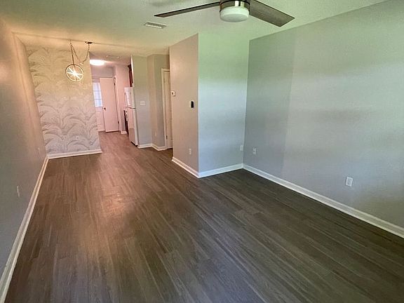 4th image of 1535 Pine St APT D