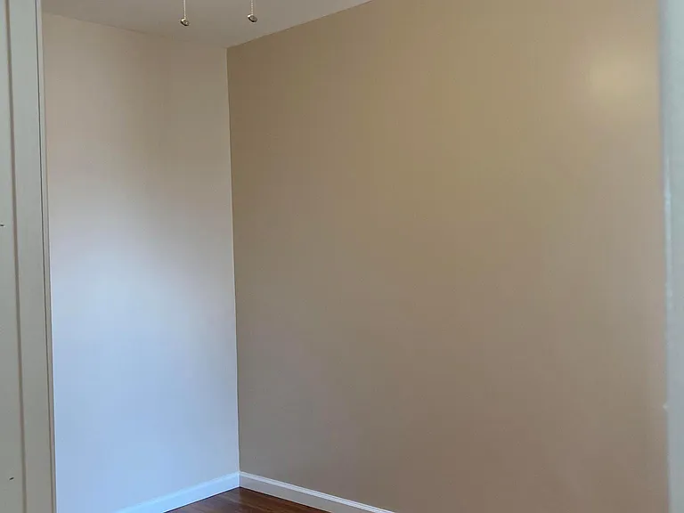 1610 S Rosewood St — Photo 5