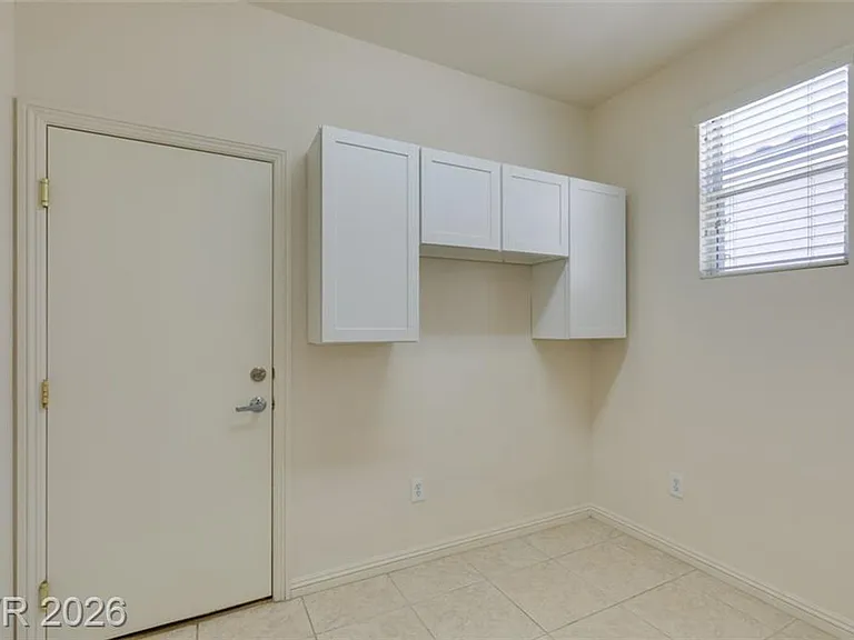 10228 Questa Sera Ct — Photo 32
