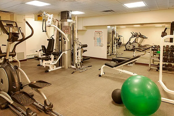 Rented by Hudson Park NY LLC | media 22