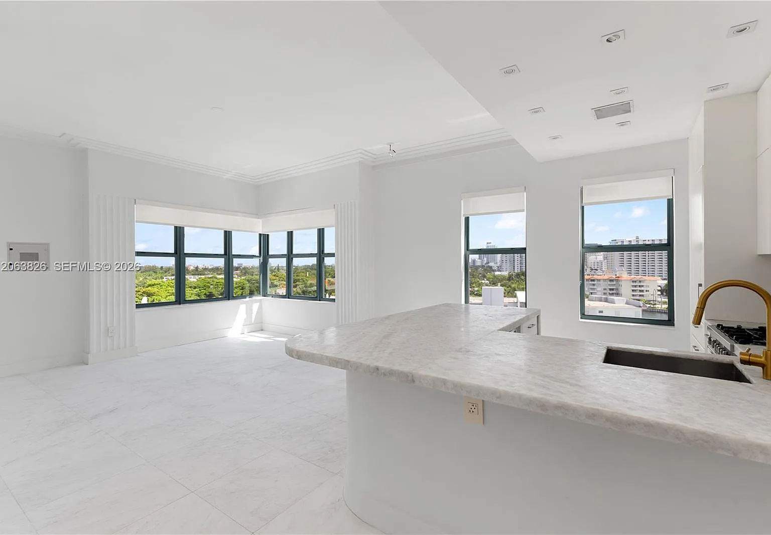 Helen Mar Condo — Photo 1