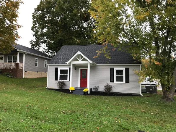 1404 N Wright Rd, Alcoa, TN 37701