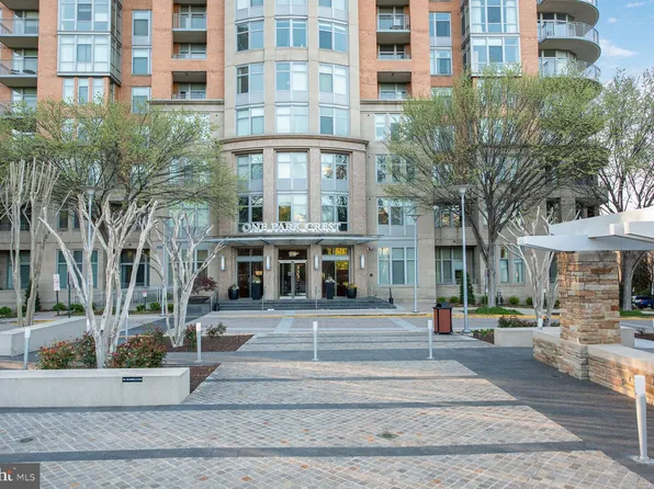 8220 Crestwood Heights Dr APT 1618, Mc Lean, VA 22102