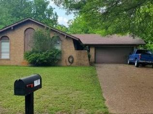 5240 Rolling Meadows Dr, Memphis, TN 38134