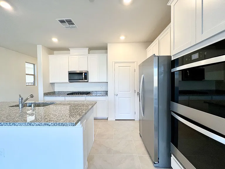 1606 Rock Kestrel St — Photo 3