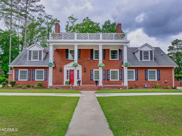1400 Greenbriar Road, Kinston, NC 28501