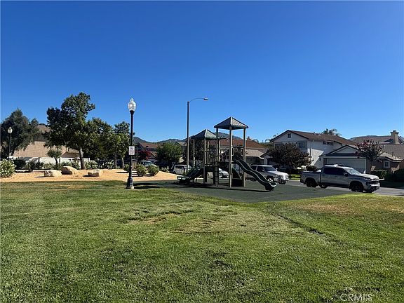 2nd image of 31627 Chelsea Way