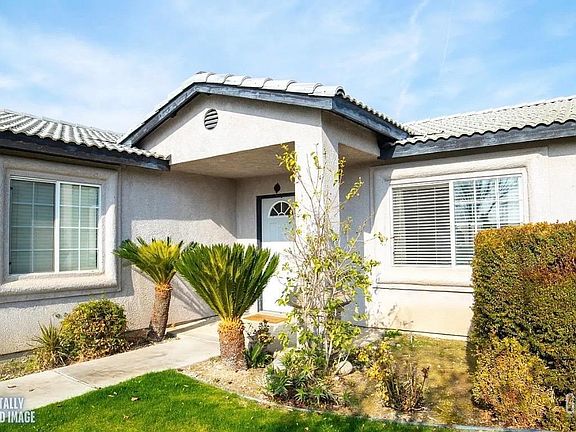 2nd image of 5308 La Pinta Maria Dr