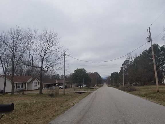 5th image of 17 Mimosa Dr