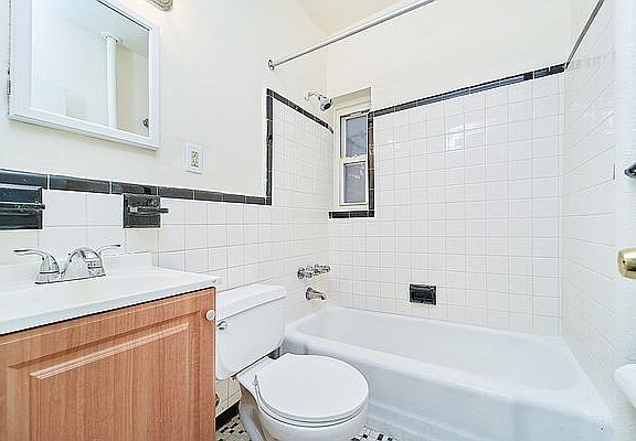 5th image of 159 Halsey St #3C