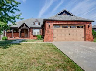 651 N Rockingham Ave, Nixa, MO 65714
