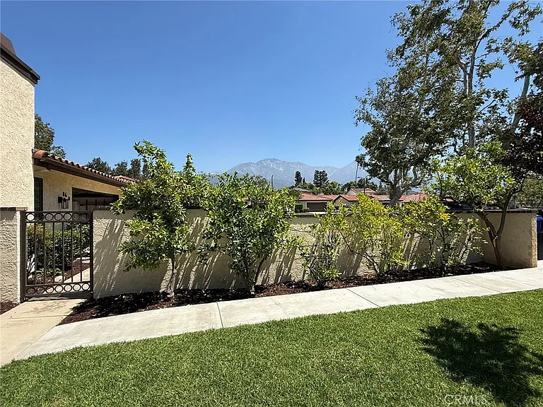 860 Calle Del Sol — Photo 13