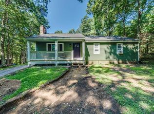 683 Old Dunstable Rd, Groton, MA 01450