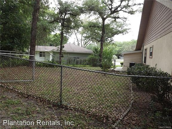 2nd image of 452 W Bonset Ct