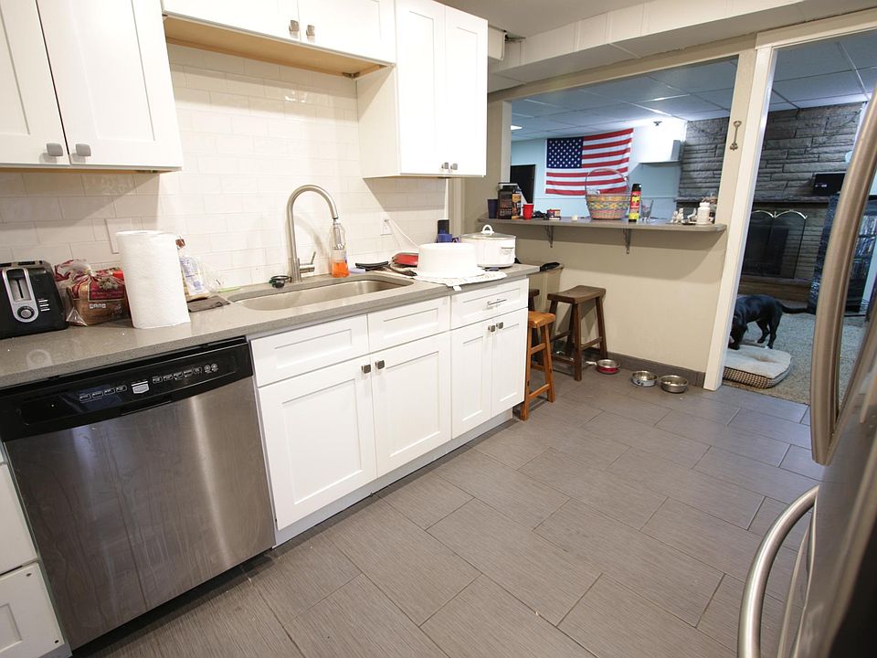 Downstairs kitchen