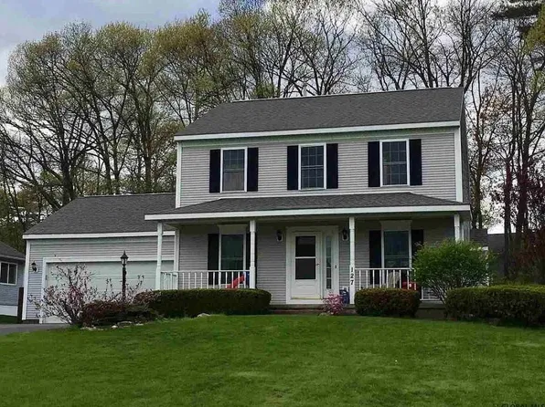 127 Butternut Dr, Niskayuna, NY 12309