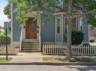 9 Grove Ave FLOOR 3, East Providence, RI 02914