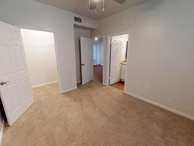 The Whittington Apartments — Photo 47