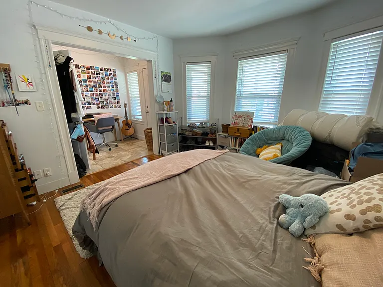 2-4 Vassar St #1 — Photo 8