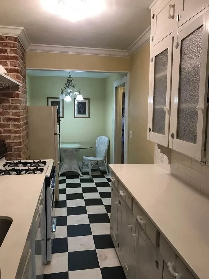1 bed, 1400 sqft, $1,350 — Photo 2