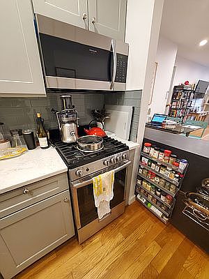 4th image of 391 14th St #2A