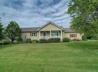 516 S Main St, Reeseville, WI 53579